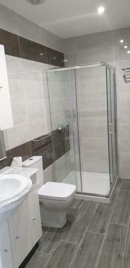 Apartamentos Credencial Sarria Ngoại thất bức ảnh